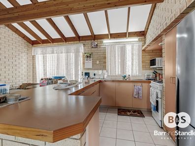 1/13 Young Street, Harvey WA 6220