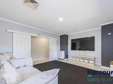 19 Bagley Street, Muchea WA 6501