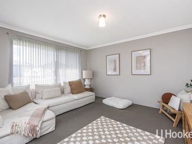 35 Lascelles Circus, Lakelands WA 6180