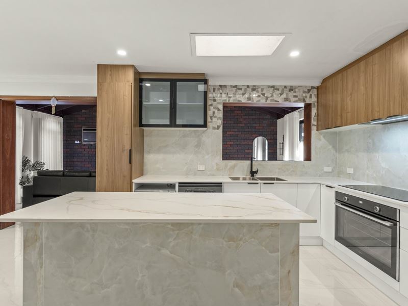 126 Cortis Way, Langford