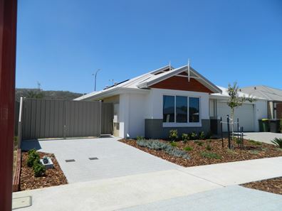 8 Gelirah Lane, Martin WA 6110