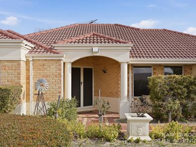 1 Solsona Approach, Port Kennedy WA 6172