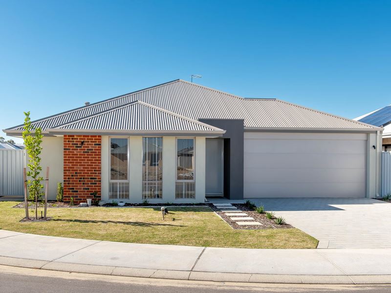 6 Pistachio Wy, Henley Brook WA 6055