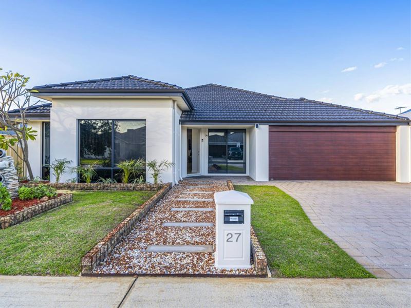 27 Munich Link, Piara Waters WA 6112