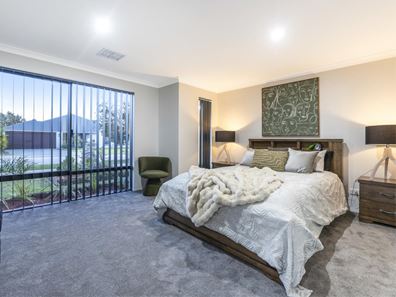 27 Munich Link, Piara Waters WA 6112