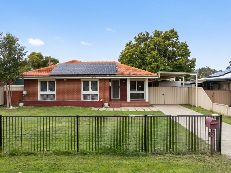 12 Grasmere Place, Kelmscott WA 6111