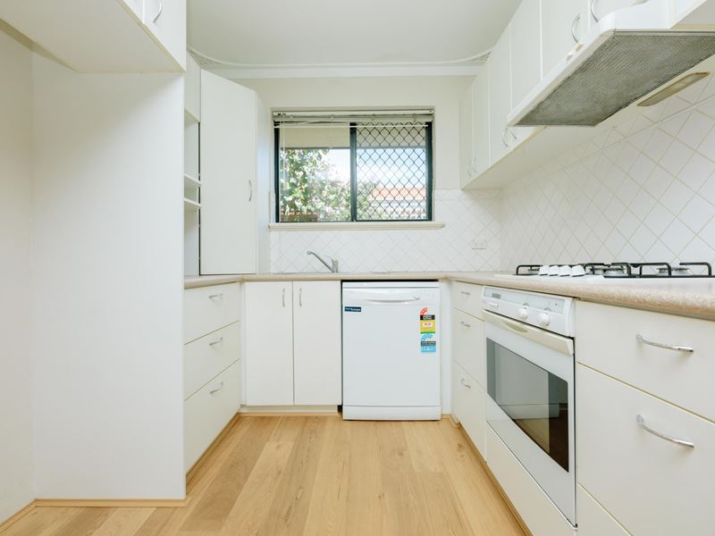 24 Sharon Drive, Carine