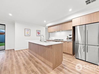 17 Handler Road, Forrestdale WA 6112
