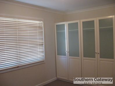19 PEDDER WAY, Parmelia WA 6167
