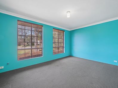 43 Guinivere Way, Camillo WA 6111