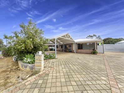 25 Mayflower Crescent, Craigie WA 6025
