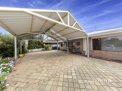 25 Mayflower Crescent, Craigie WA 6025