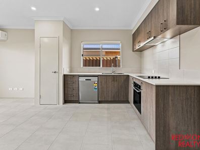 11 Bluevale Way, Yanchep WA 6035
