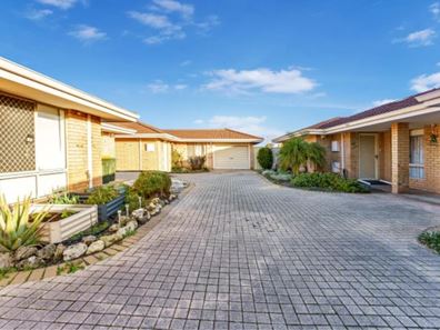 14/5 Flametree Pl, Beechboro WA 6063