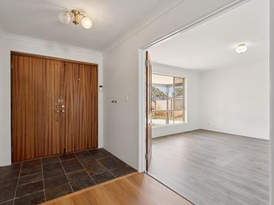 215B Station Street, East Cannington WA 6107