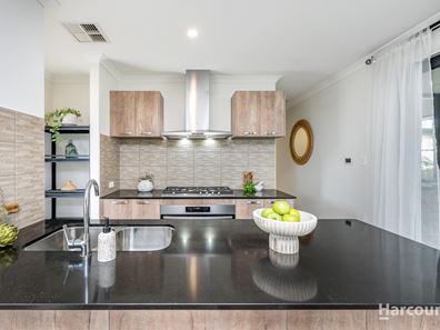 13 Cornell Street, Eglinton WA 6034