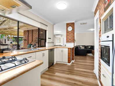 4 Sheldrake Way, Willetton WA 6155