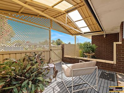 8 Coachwood Way, Maddington WA 6109