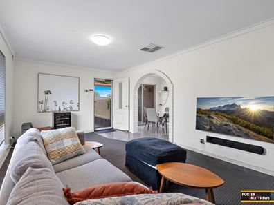 8 Coachwood Way, Maddington WA 6109