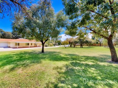 1A Risley Way, Carine WA 6020