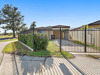 58 Wellaton Street, Midvale WA 6056