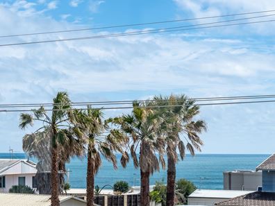 25 Leander Street, Falcon WA 6210