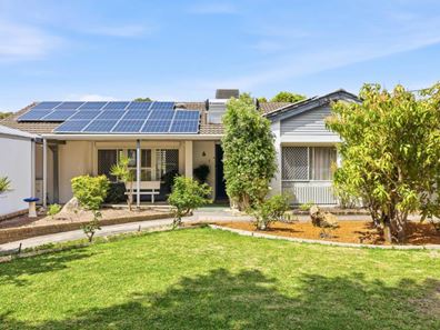 6 Kullaroo Court, Hillman WA 6168