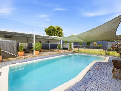 6 Kullaroo Court, Hillman WA 6168