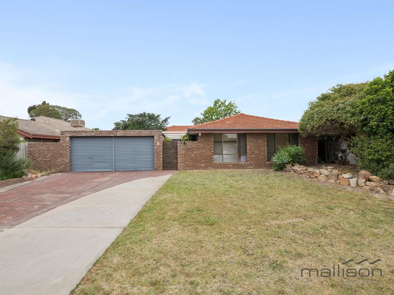 8 Dorset Place, Thornlie WA 6108