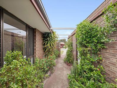 8 Dorset Place, Thornlie WA 6108