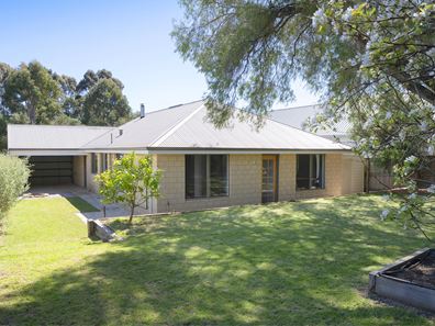 3 Parakeet Road, Margaret River WA 6285