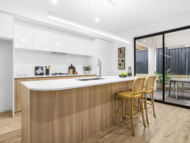 2 & 4/5 Gerald Street, Spearwood WA 6163