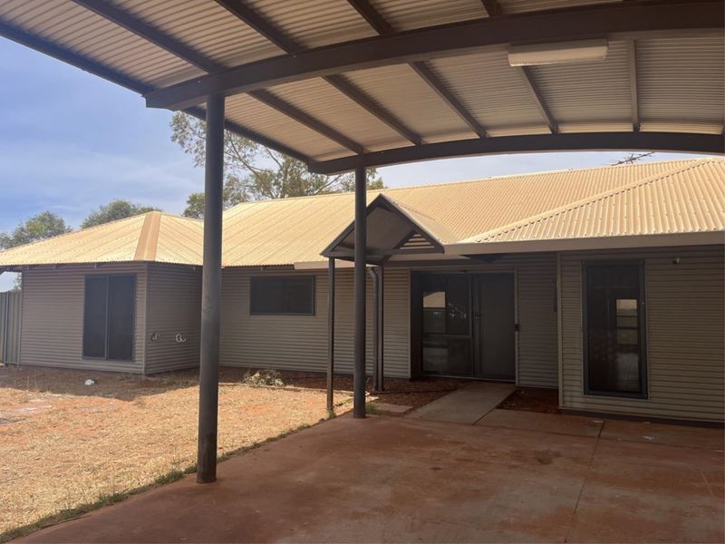 52 Ingerup Place, Tom Price WA 6751