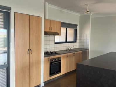 52 Ingerup Place, Tom Price WA 6751