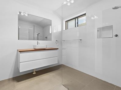 11 Citrus Grove, High Wycombe WA 6057