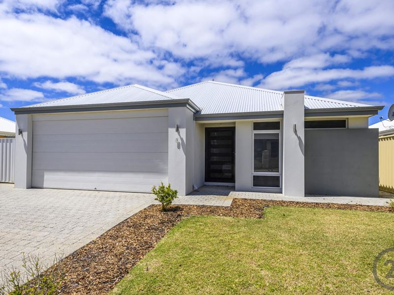 3 Arawatta Loop, Madora Bay WA 6210