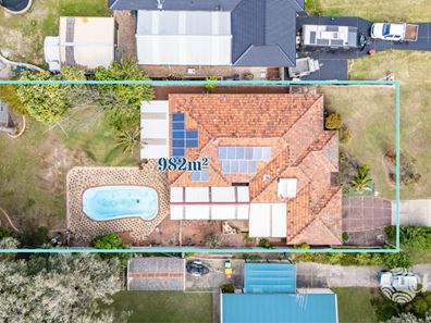 24 Reveley Street, Waikiki WA 6169