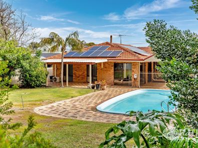 24 Reveley Street, Waikiki WA 6169