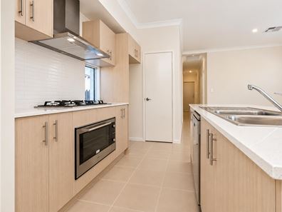 5 Saunton Way, Ridgewood WA 6030