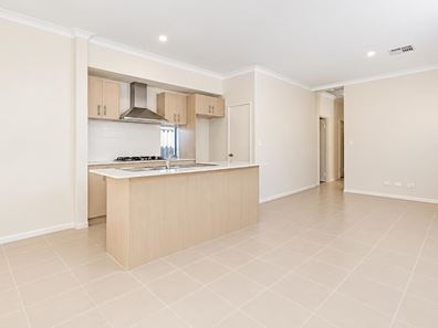 5 Saunton Way, Ridgewood WA 6030