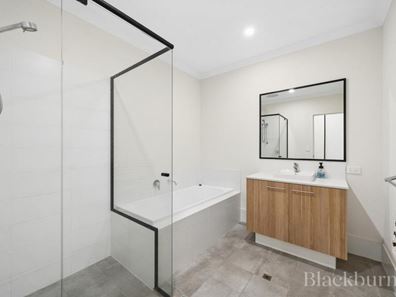 12 McCarthy Way, Landsdale WA 6065