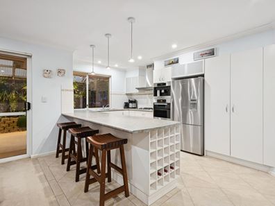 3/243 Labouchere Road, Como WA 6152