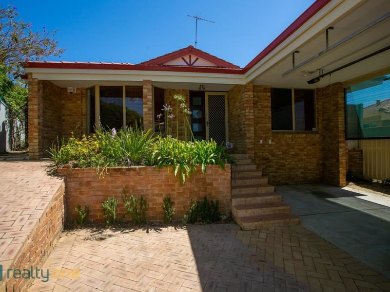 16b Somerset Rise, Kardinya WA 6163