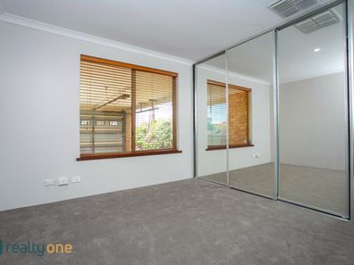 16b Somerset Rise, Kardinya WA 6163