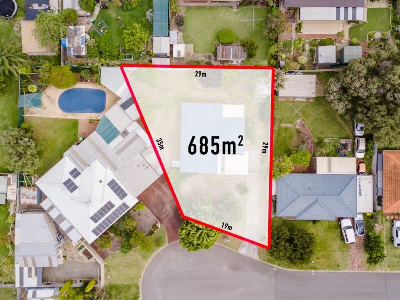 10 Thetis Place, Cooloongup WA 6168