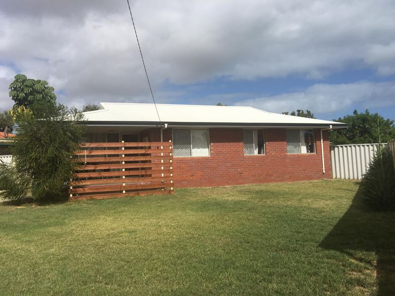 12 Hammond Place, Spalding