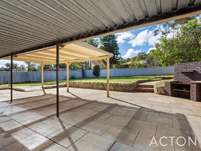 18 Taywood Drive, Wanneroo WA 6065