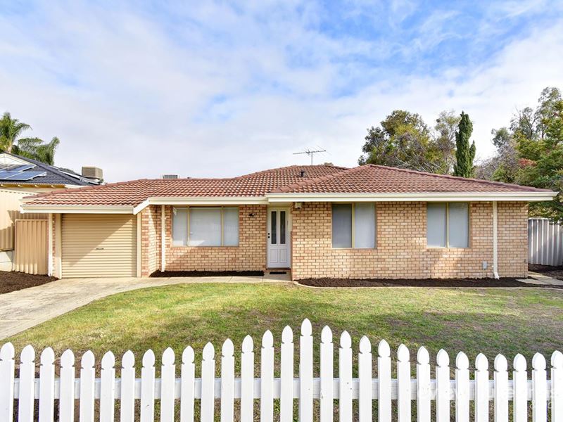 2 Leopold Court, Woodvale WA 6026