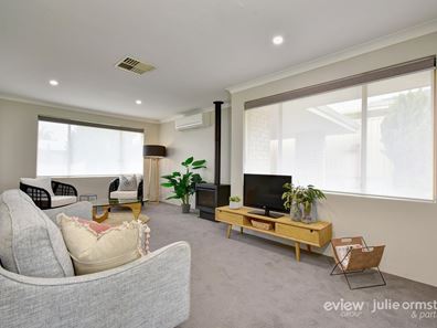 2 Leopold Court, Woodvale WA 6026