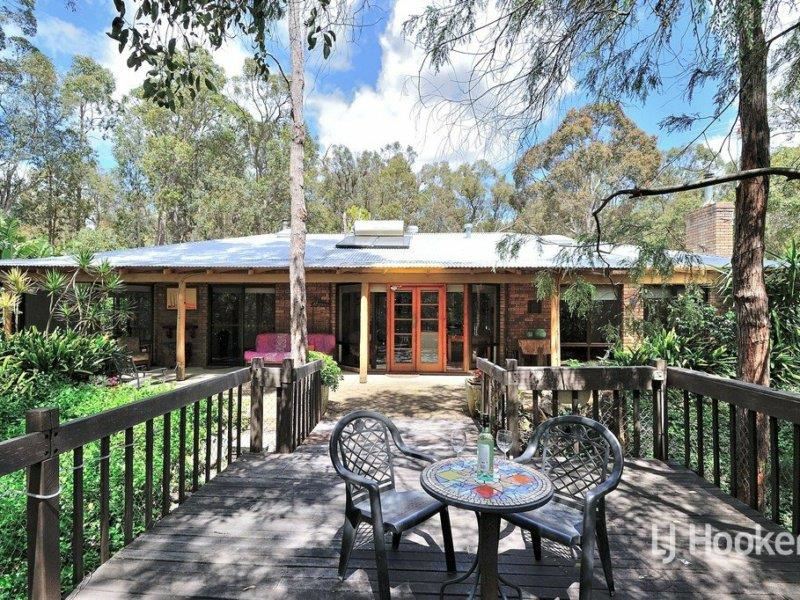 170 Elizabeth Avenue, Mundaring WA 6073